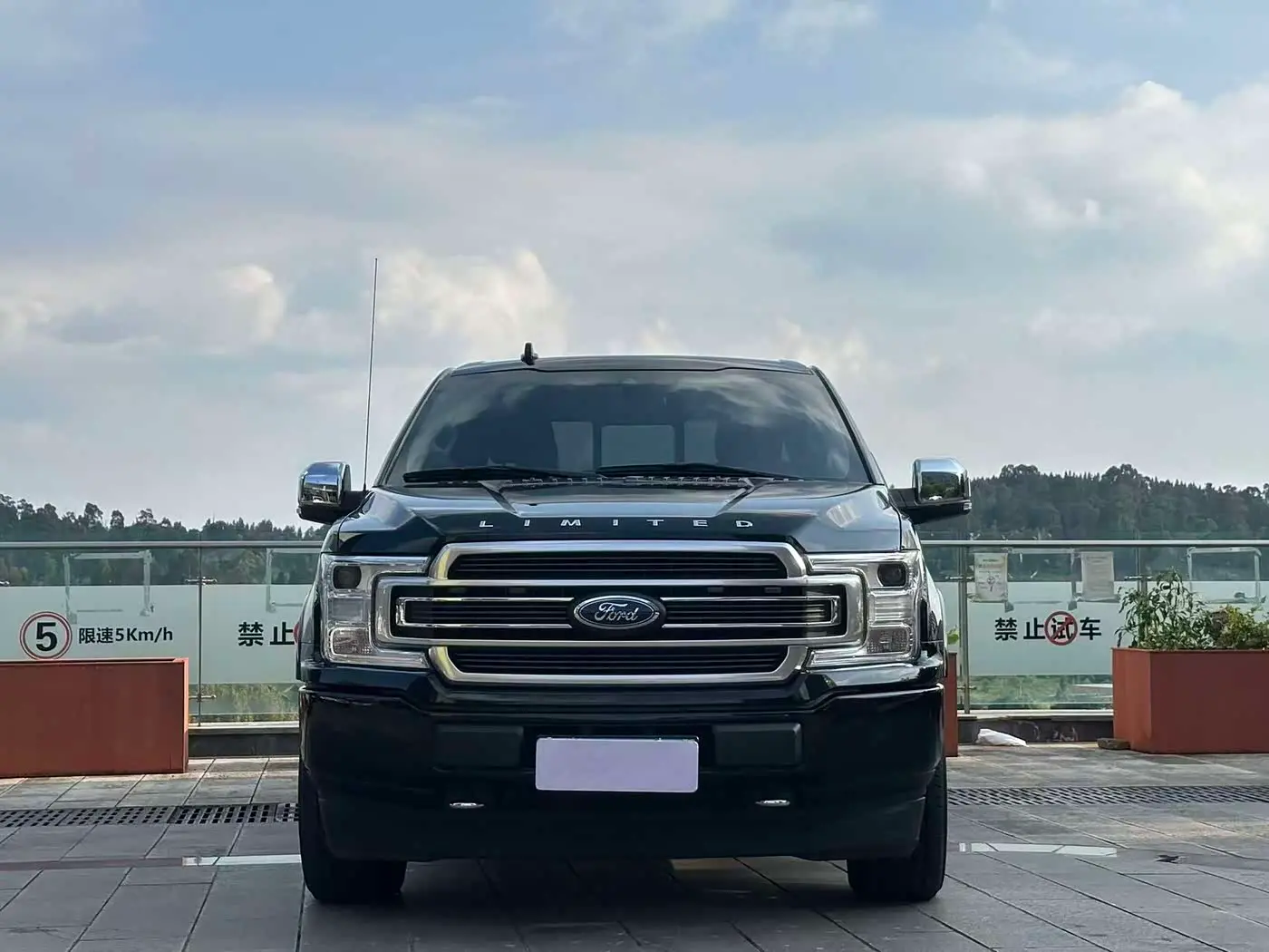Ford F-150 Raptor 2021 — Фото 2/20