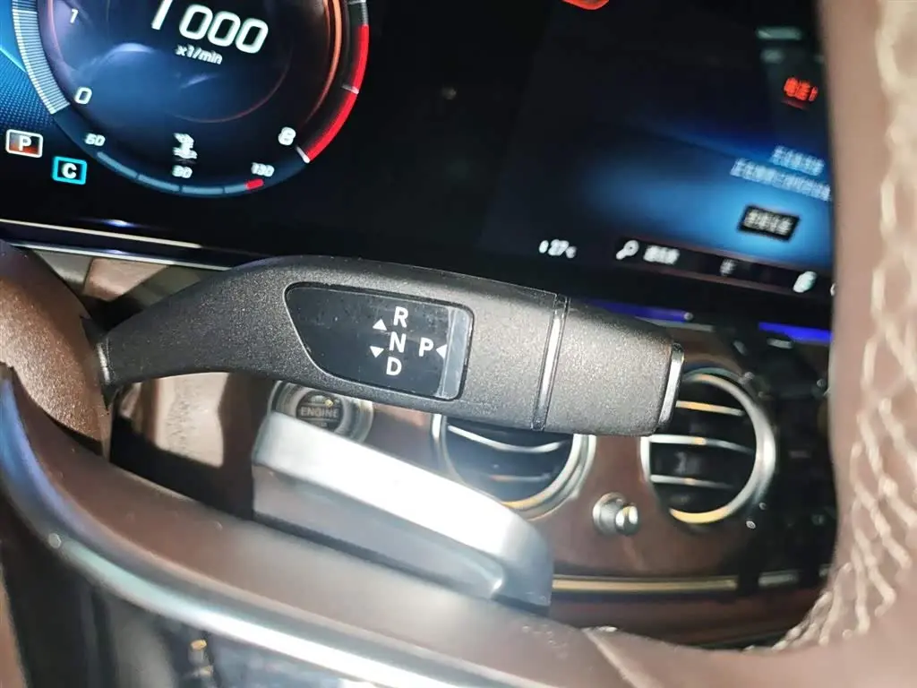 Mercedes-Benz E-Class 2023 — Фото 14/20