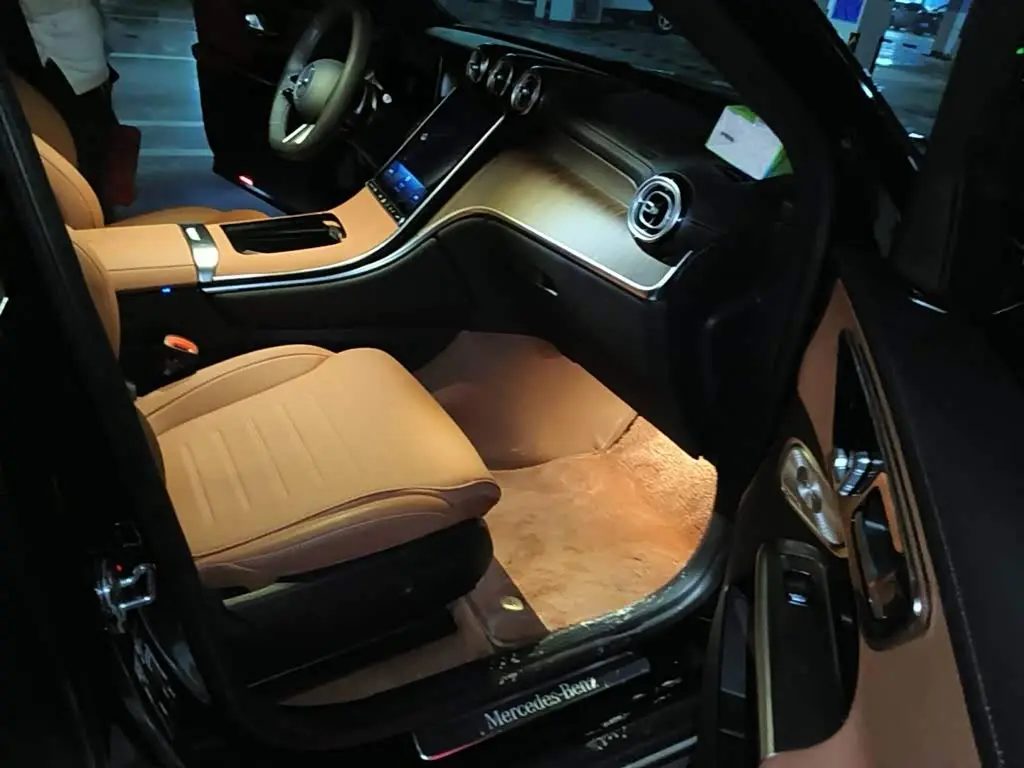 Mercedes-Benz GLC 2026 — Photo 12/12