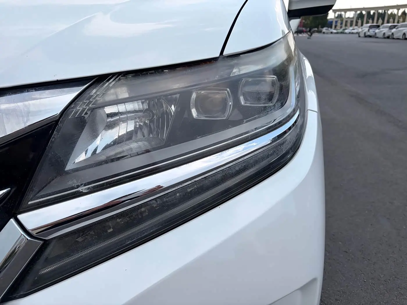 Honda Elysion 2016 — ფოტო 4/18