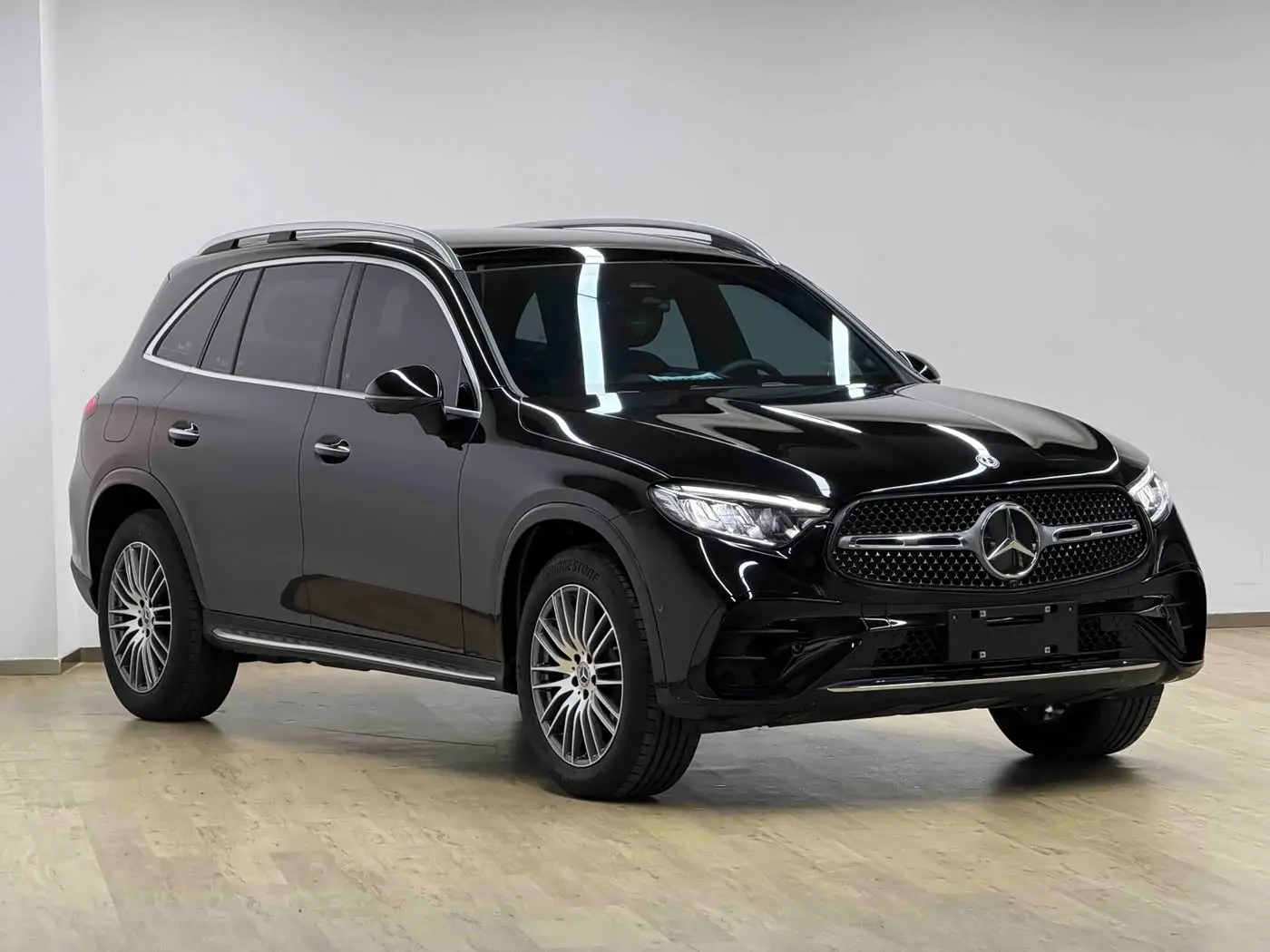 Mercedes-Benz GLC 2025 — Фото 3/20