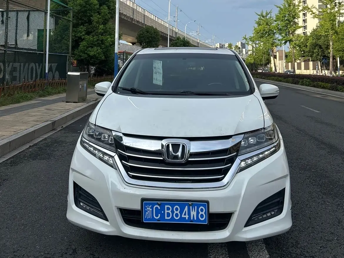 Honda Elysion 2019 — Photo 2/20