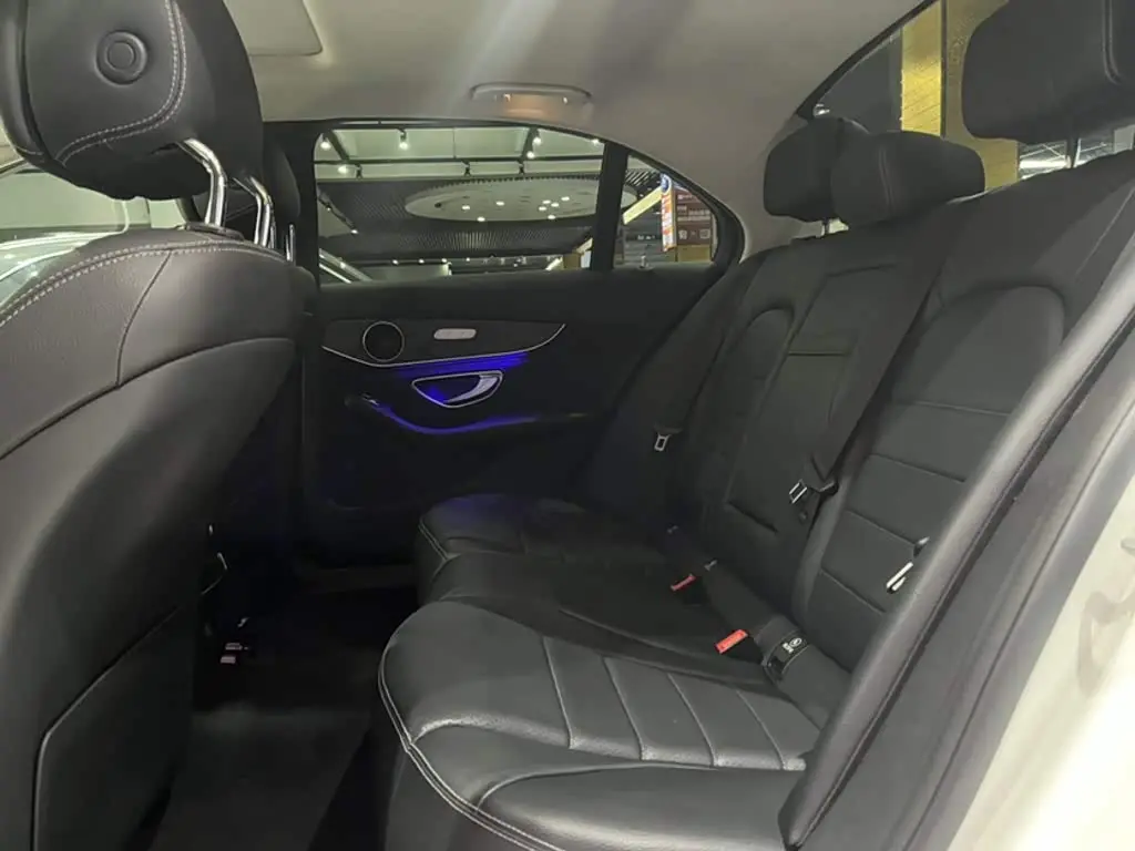 Mercedes-Benz C-Class 2020 — Şəkil 16/20