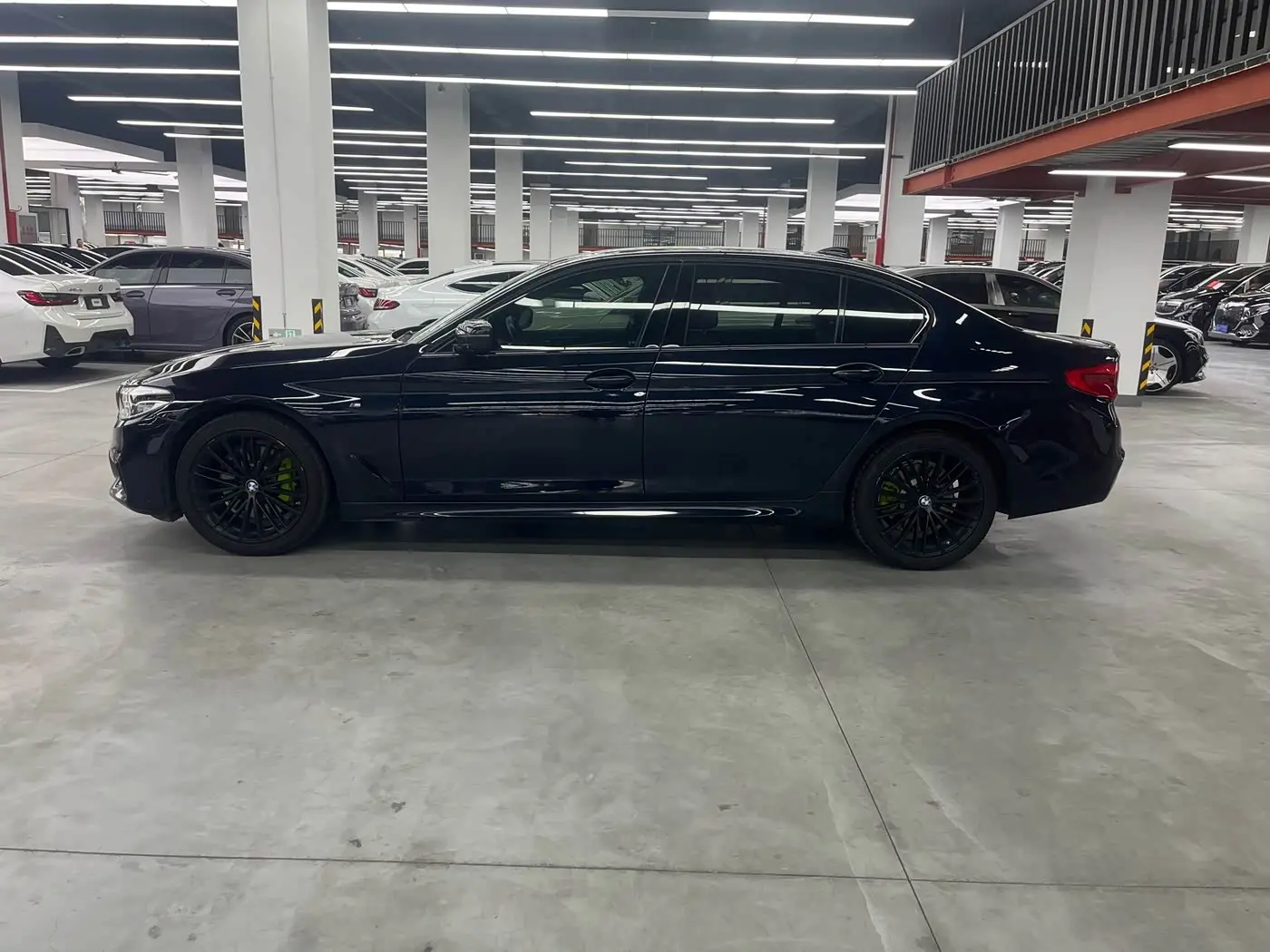 BMW 5 Series 2020 — Photo 4/13