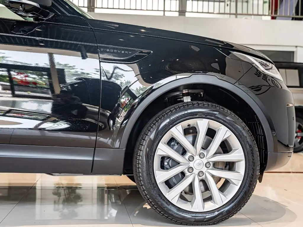 Land Rover Discovery 2026 — Photo 5/20