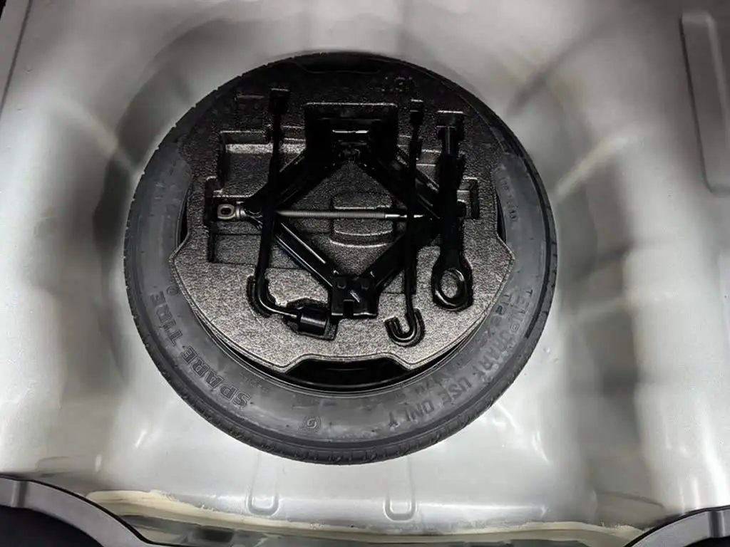 Hyundai Elantra 2022 — Photo 18/20
