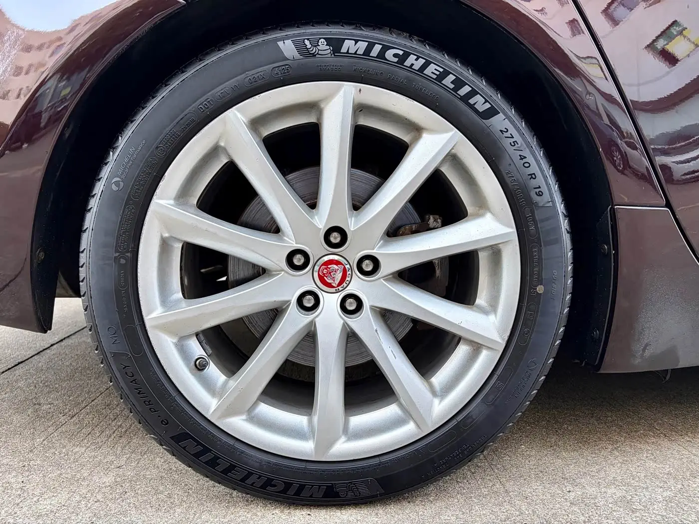 Jaguar XJ 2018 — Şəkil 13/19
