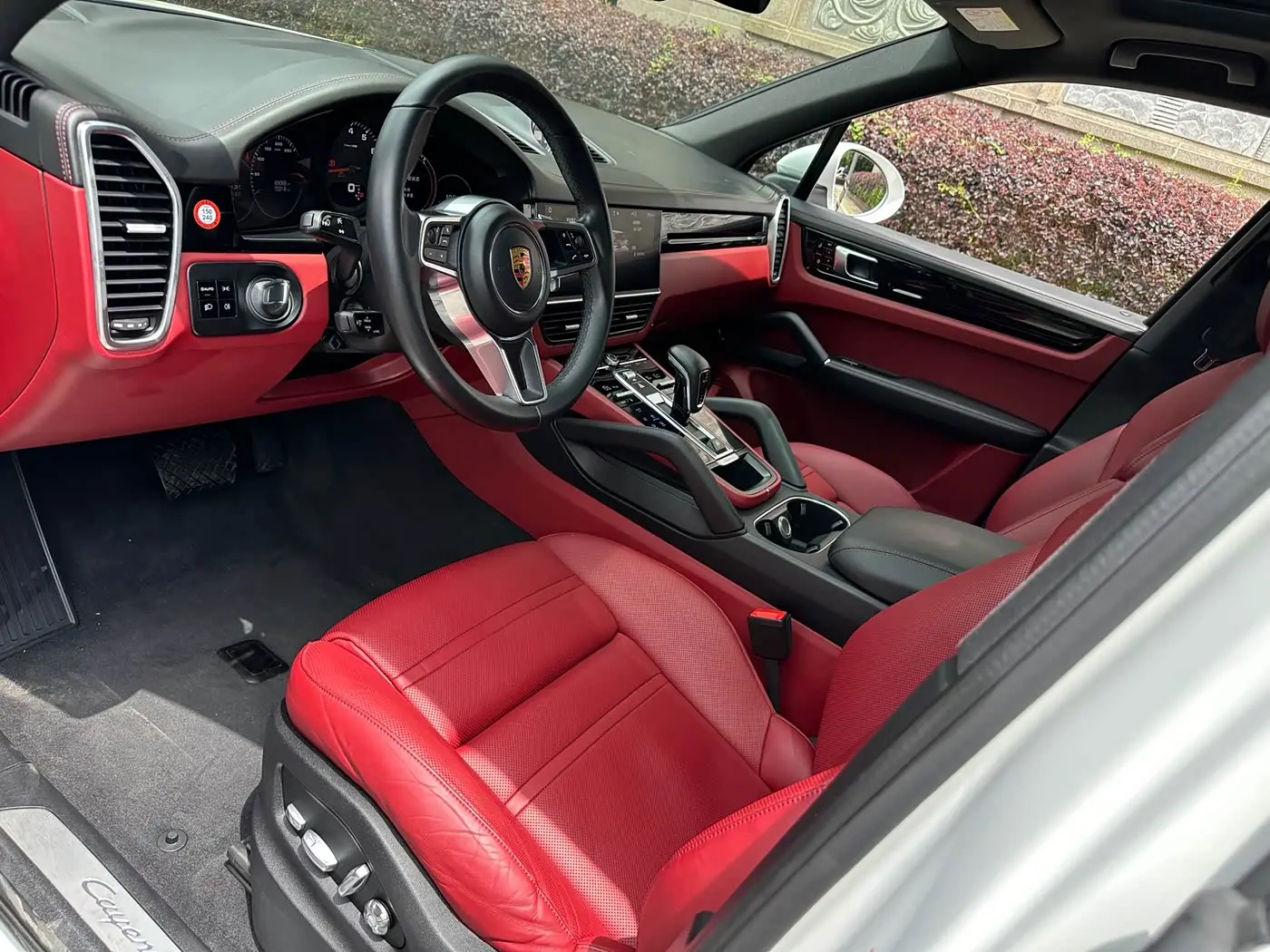 Porsche Cayenne 2020 — Photo 4/15