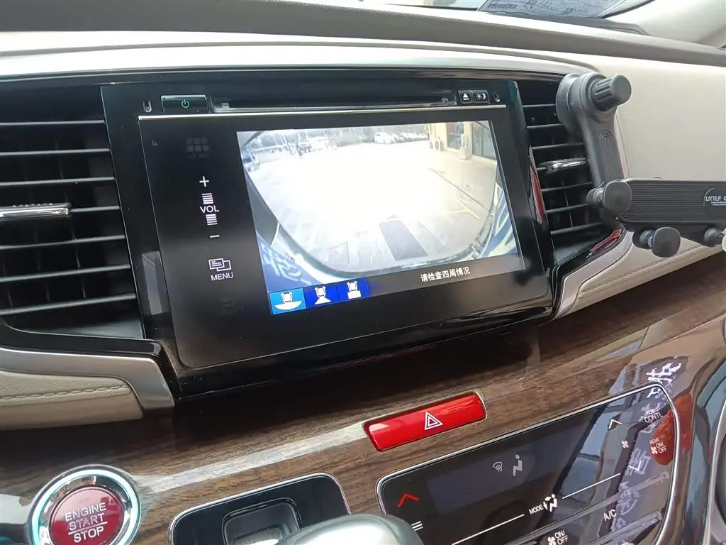 Honda Odyssey 2018 — Photo 5/20