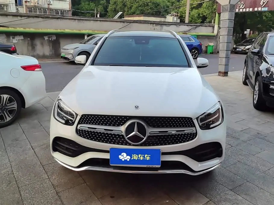 Mercedes-Benz GLC 2021 — Photo 2/15