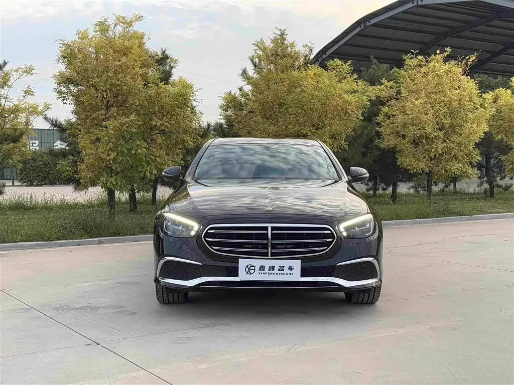 Mercedes-Benz E-Class 2022 — Фото 2/20