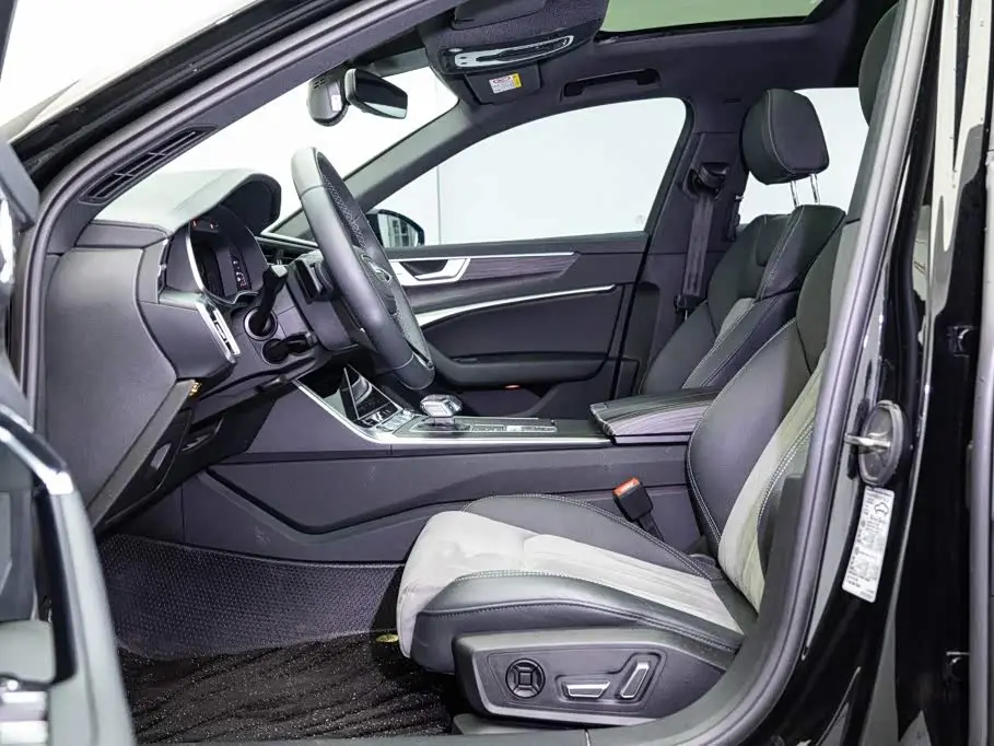 Audi A6L 2024 — Photo 10/20