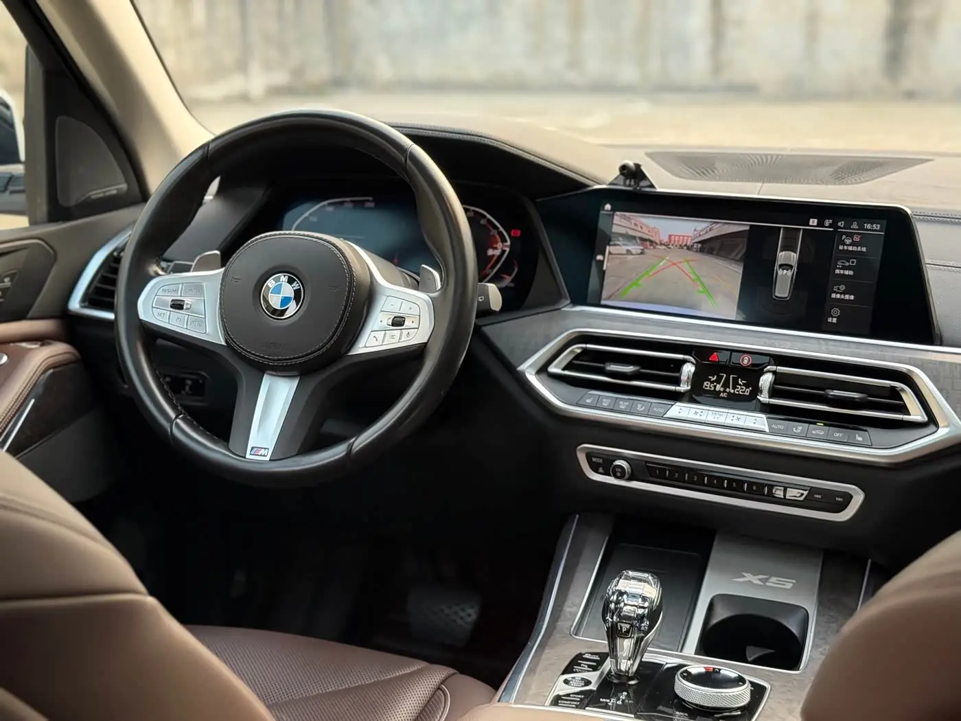 BMW X5 2023 — Фото 13/18