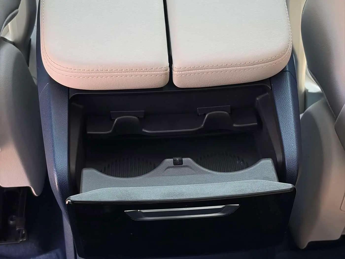 Buick Century 2023 — ფოტო 9/17