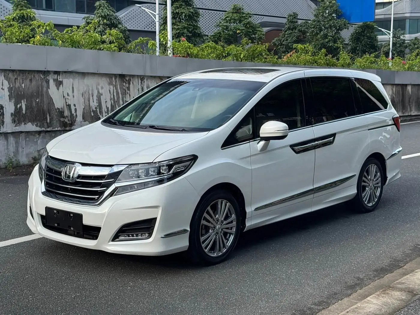 Honda Elysion, 2017