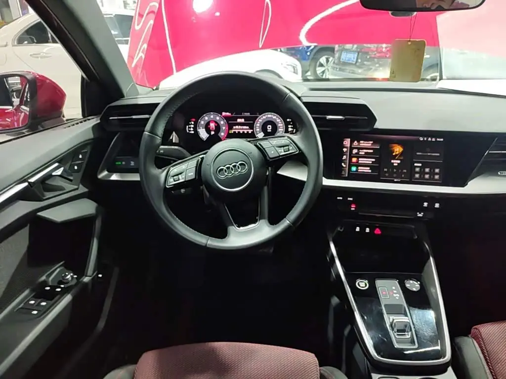 Audi A3 2021 — Photo 11/20