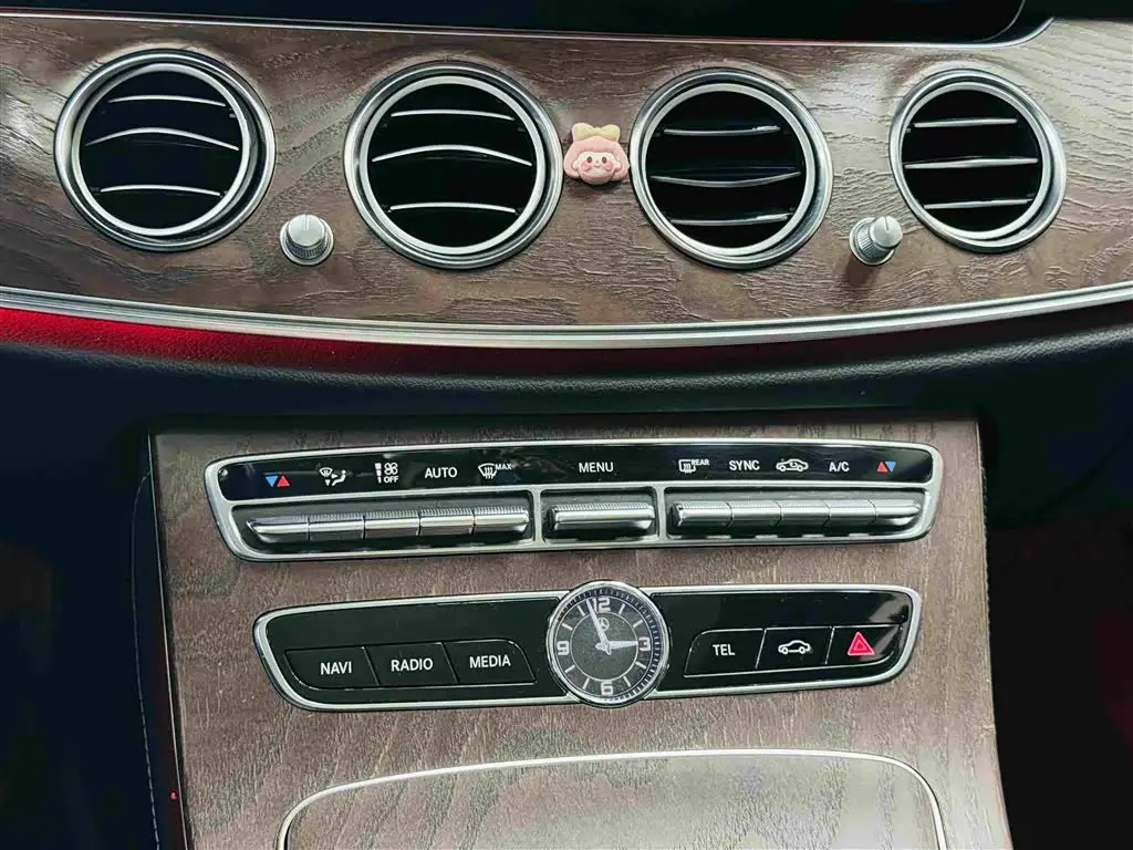 Mercedes-Benz E-Class 2019 — Фото 9/20