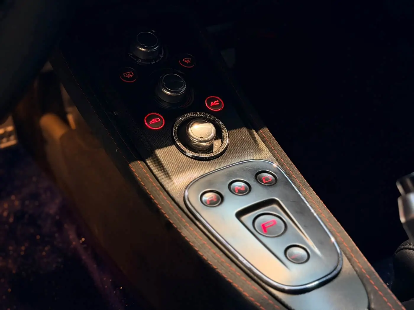 Lotus Cars Evora 2015 — Photo 12/17