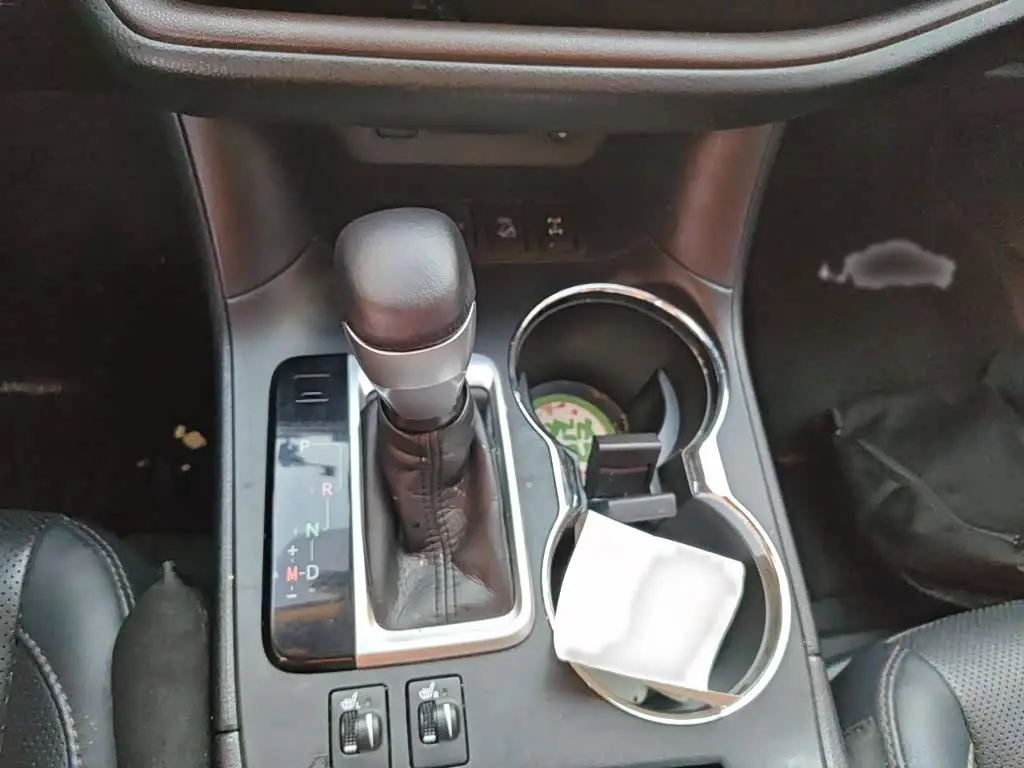 Toyota Highlander 2020 — Photo 7/20