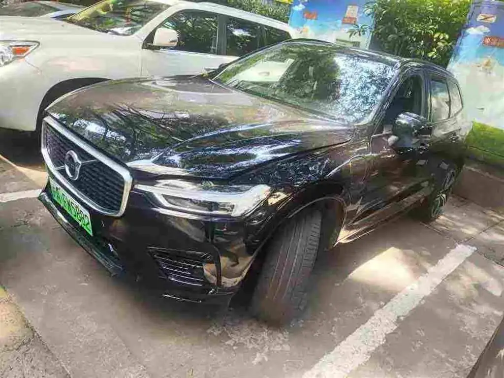 Volvo XC60 Plug-in Hybrid, 2020