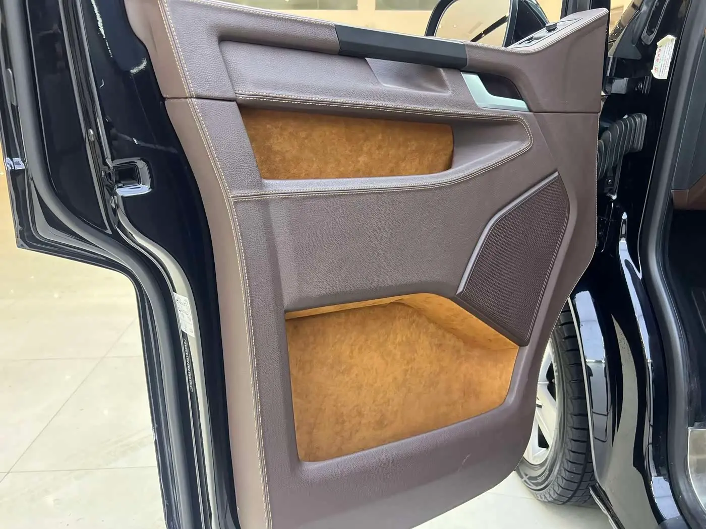 Volkswagen Caravelle 2018 — Photo 13/20