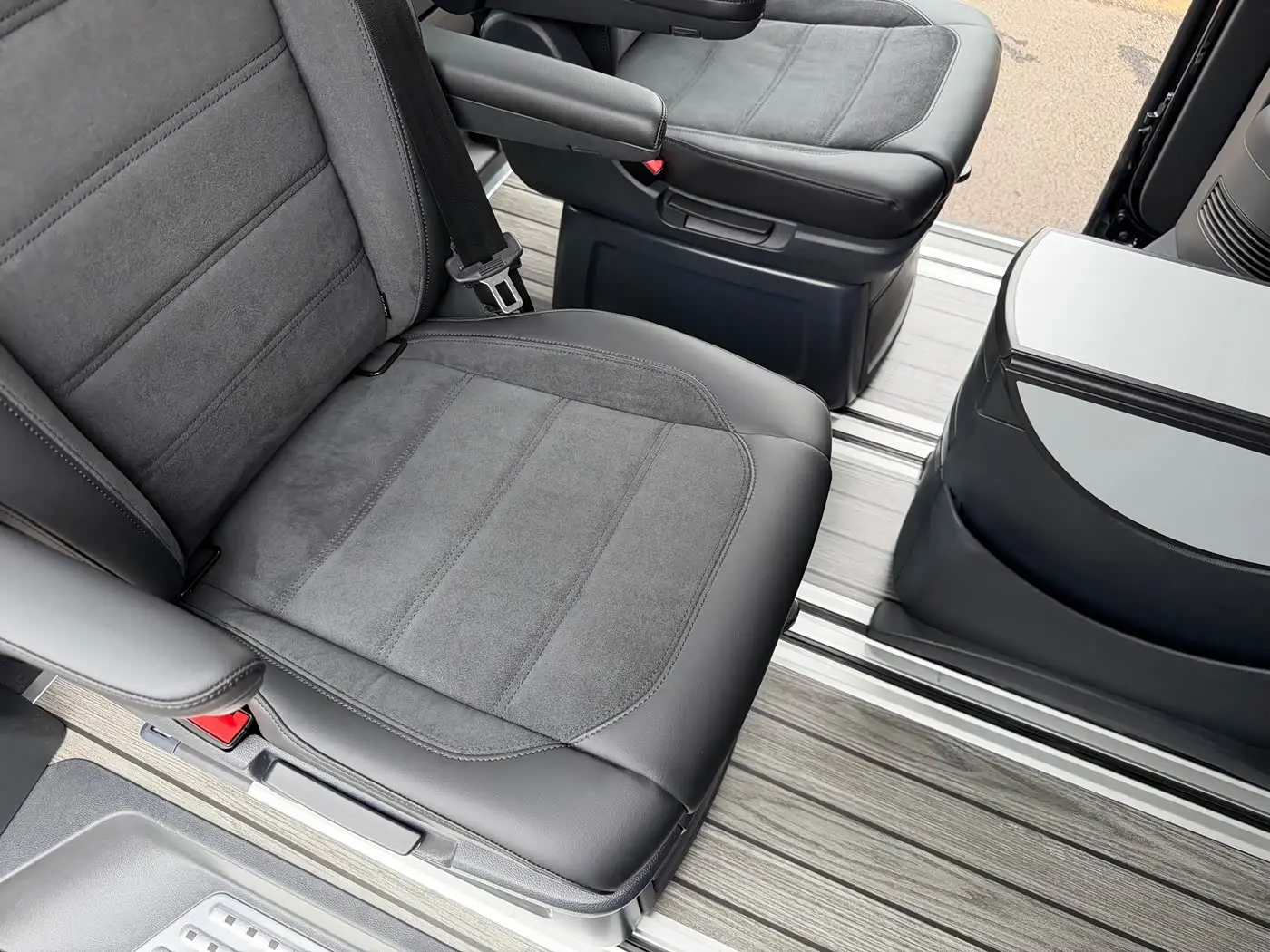 Volkswagen Multivan 2017 — Фото 20/20