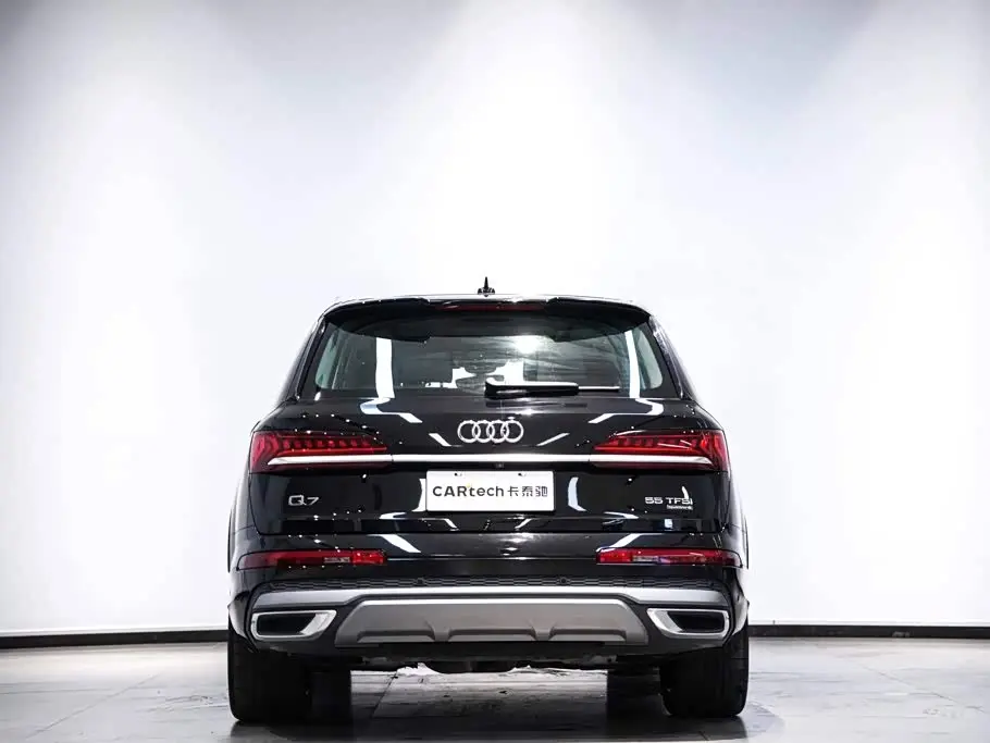 Audi Q7 2023 — Şəkil 7/20