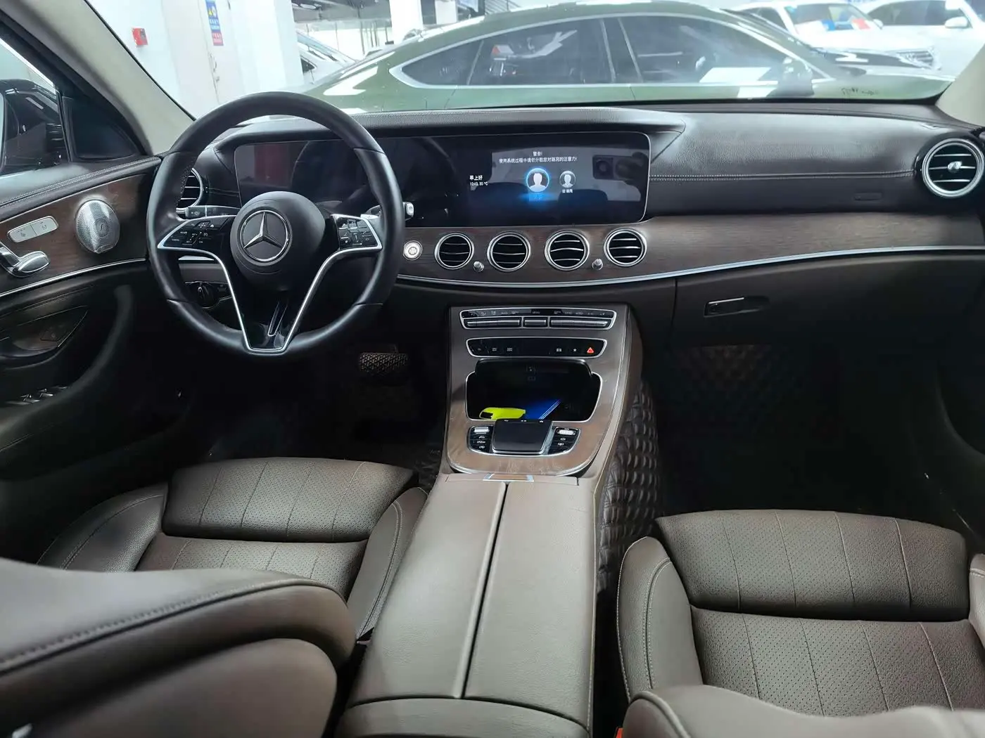 Mercedes-Benz E-Class 2022 — Фото 7/17