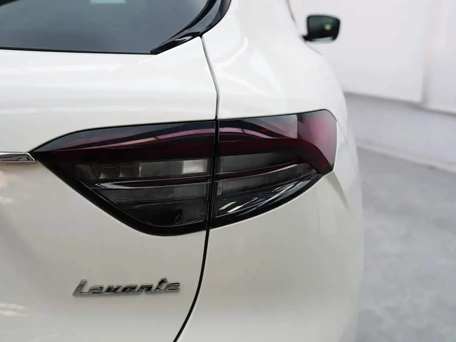 Maserati Levante 2017 — Photo 15/17