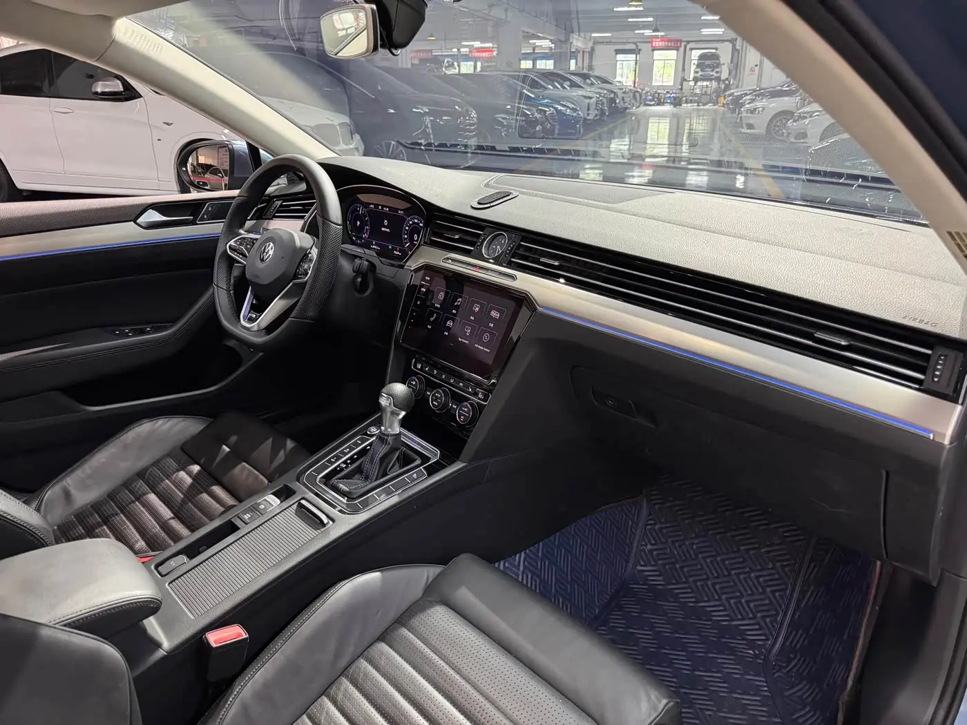 Volkswagen Variant New Energy 2019 — Photo 17/20