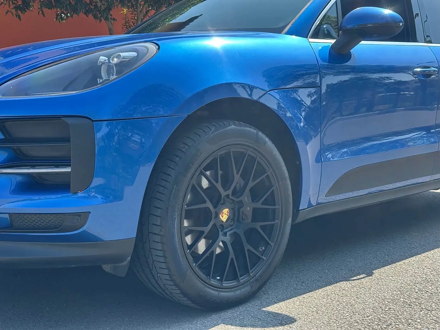 Porsche Macan 2020 — Фото 3/20