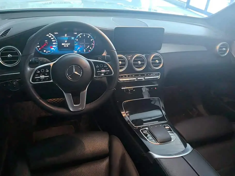Mercedes-Benz GLC 2020 — Şəkil 12/16