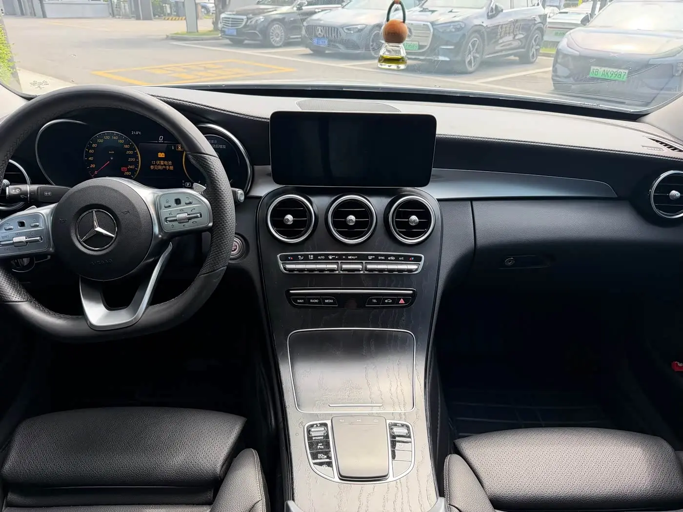 Mercedes-Benz C-Class 2020 — Şəkil 19/20