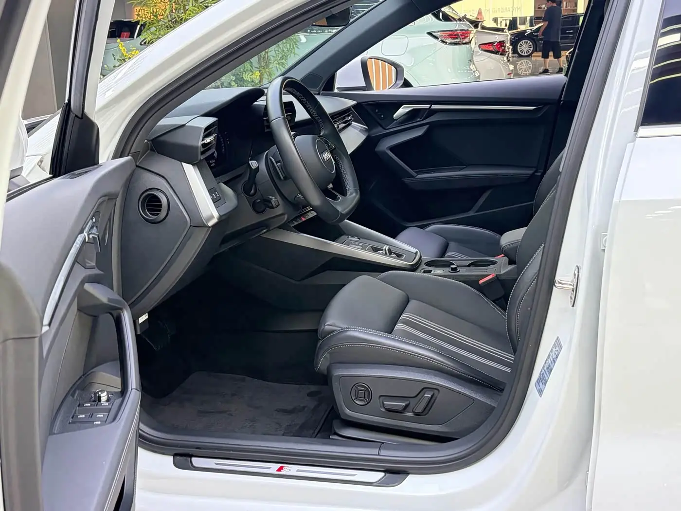 Audi A3 2023 — Şəkil 4/14