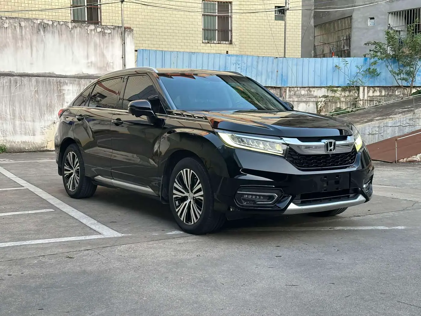 Honda Avancier 2018 — Фото 2/20
