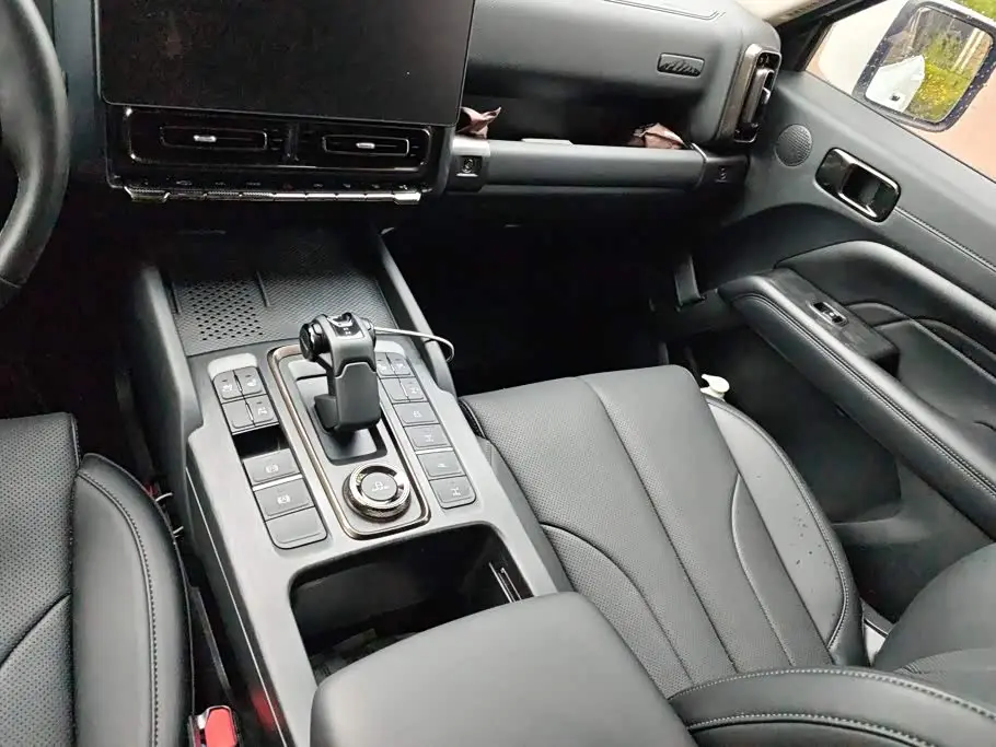 Haval H9 2025 — Photo 16/16