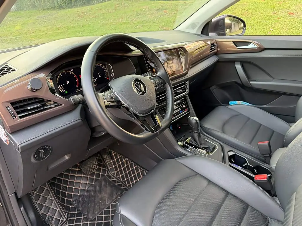 Volkswagen Tharu 2022 — Photo 7/14
