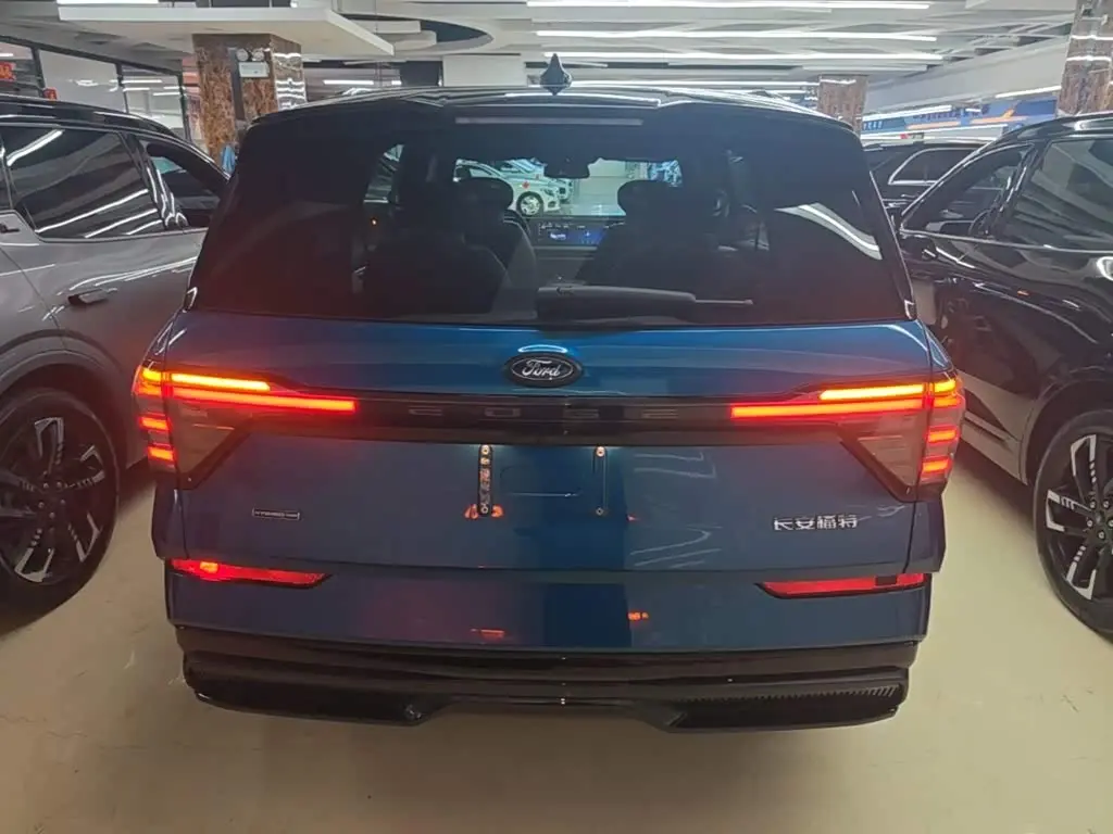 Ford Edge 2026 — Photo 6/20