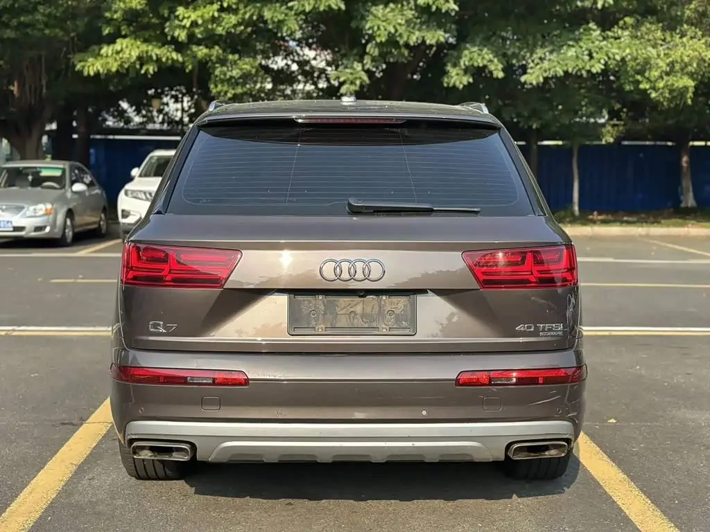 Audi Q7 2017 — Фото 6/15