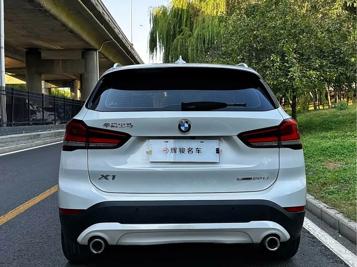BMW X1 2021 — Photo 10/18