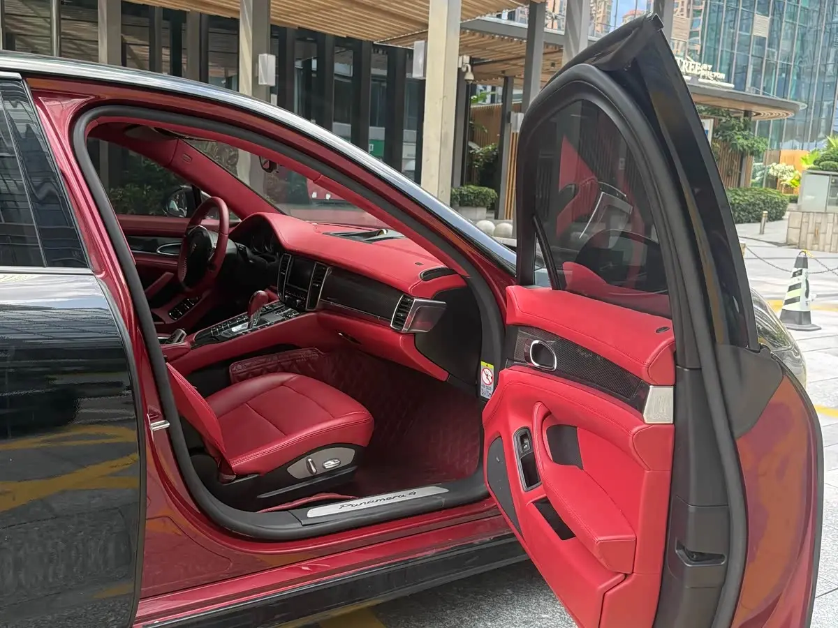 Porsche Panamera 2013 — Photo 7/20
