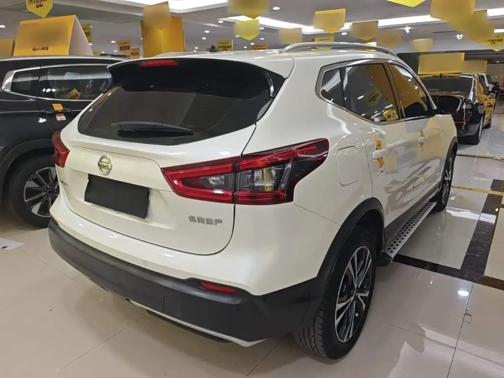 Nissan Qashqai 2023 — Фото 7/20