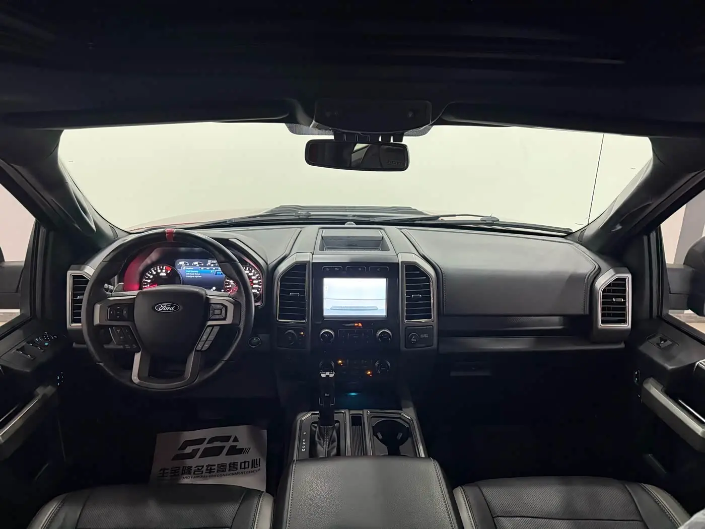 Ford F-150 Raptor 2018 — Photo 10/20