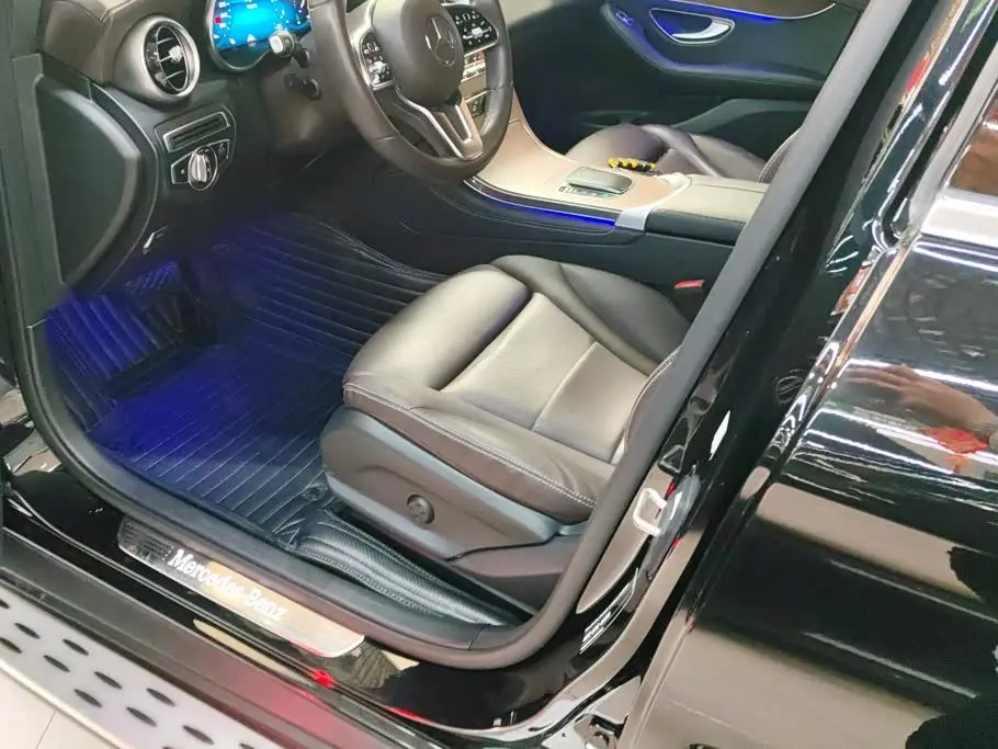 Mercedes-Benz GLC 2020 — Photo 9/16