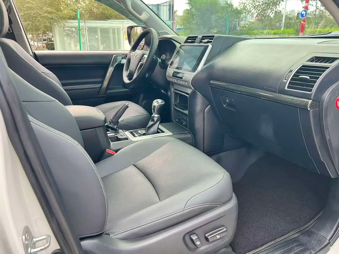 Toyota Prado 2019 — Фото 12/20