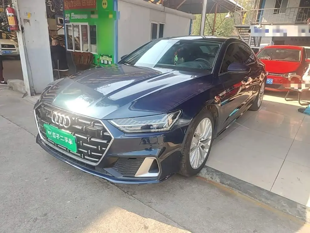 Audi A7L 2023 — Фото 1/20