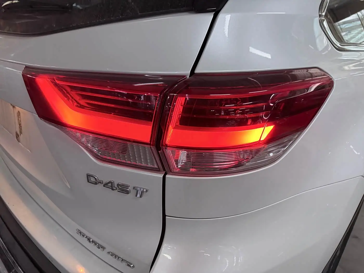 Toyota Highlander 2021 — Photo 20/20