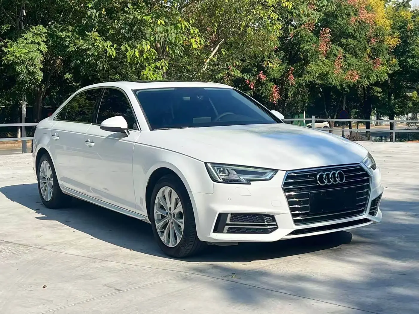Audi A4L 2020 — Şəkil 3/9