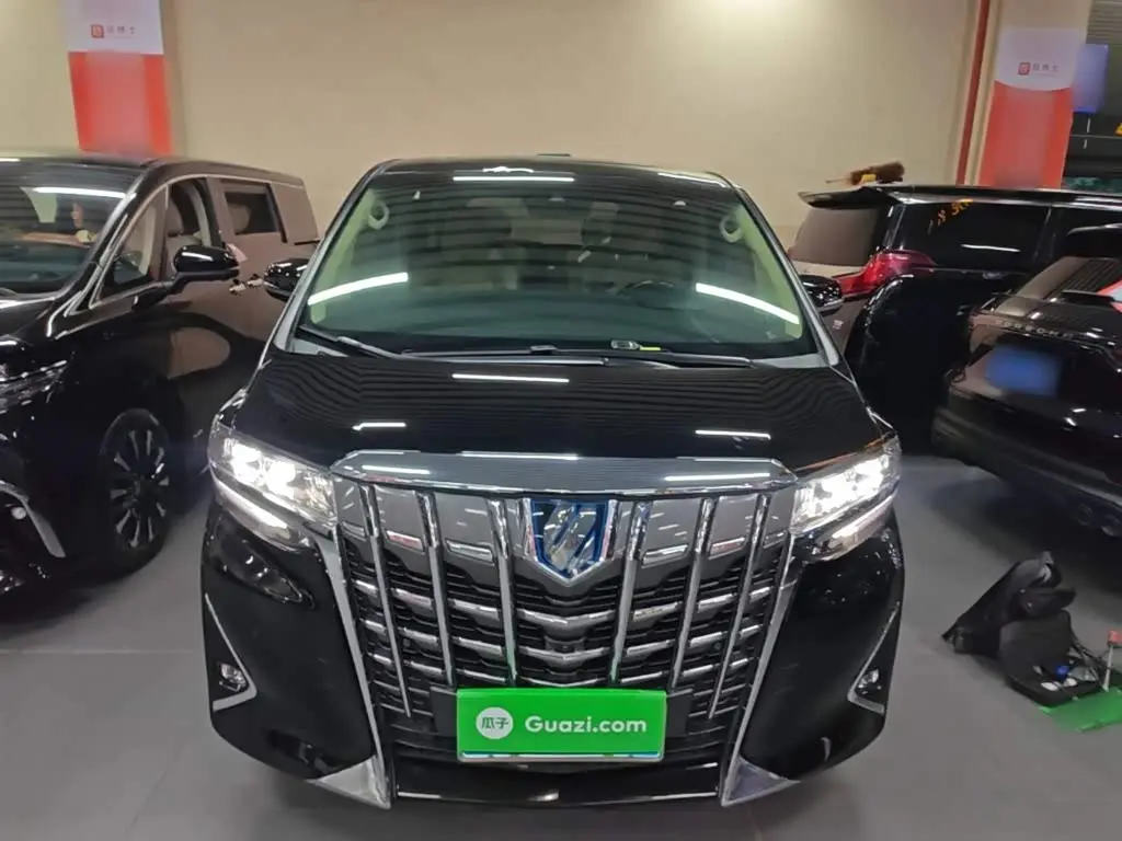 Toyota Alphard 2021 — Photo 3/20