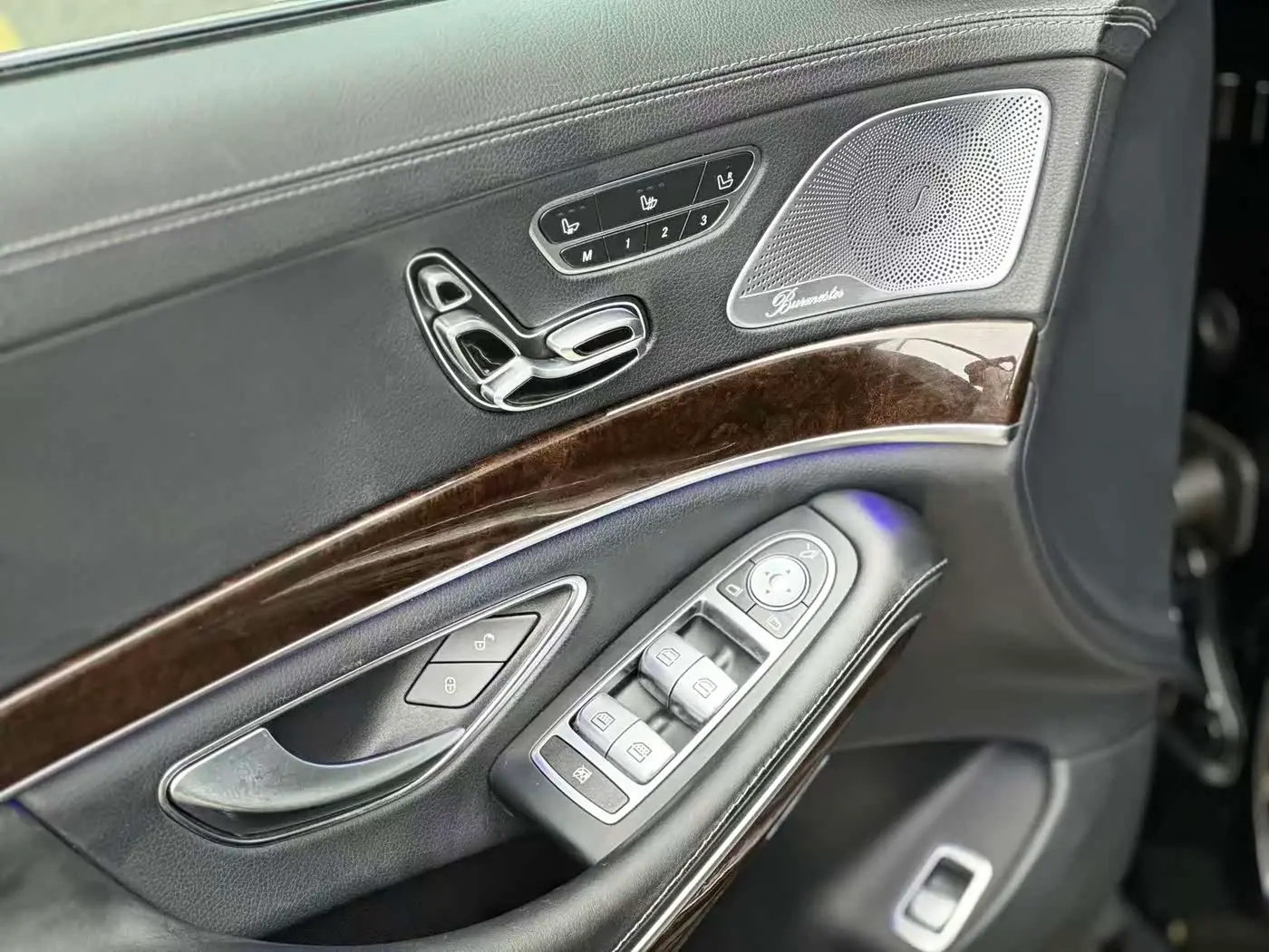 Mercedes-Benz Maybach S-Class 2018 — Фото 8/19